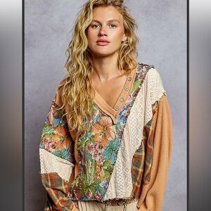 PS2-POL Multicolor Patchwork V-Neck Top